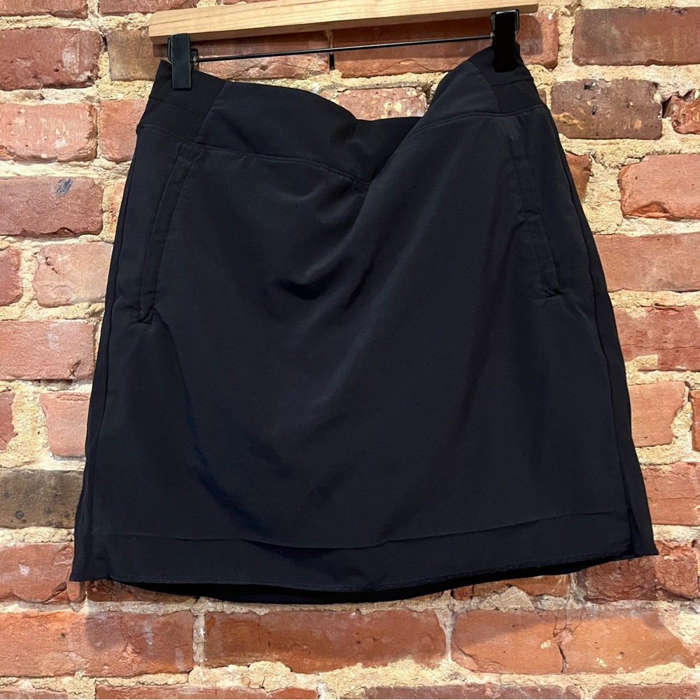 Athleta Brooklyn Skort 16” Women's size 10 Lined 305514 Black Flawed See Photos